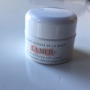 La Mer moisturizing soft cream - awesome sample!